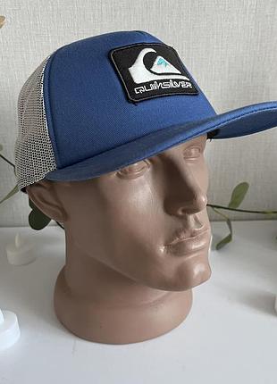 Кепка quiksilver тракер