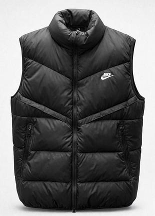 Чоловіча весняна жилетка nike storm-fit tech — стильна, лаконічна та універсальна модель.