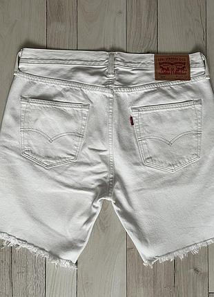 Джинсовые шорты levis