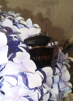 Продаю versace духи за выгодную цену в хорошем состоянии! есть 2 вида