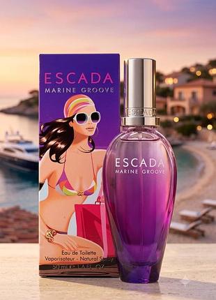 Escada marine groove