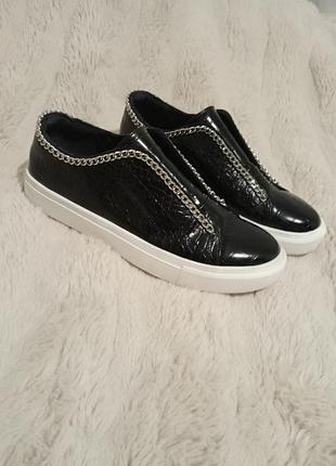 Мега круті сліпони  (мокасини) bata.