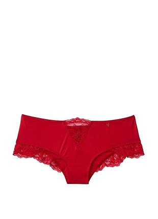 Женские атласные трусики-чики victoria`s secret very sexy с кружевными вставками красные s