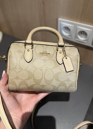 Оригінальна сумка coach mini rowan satchel in blocked signature canvas