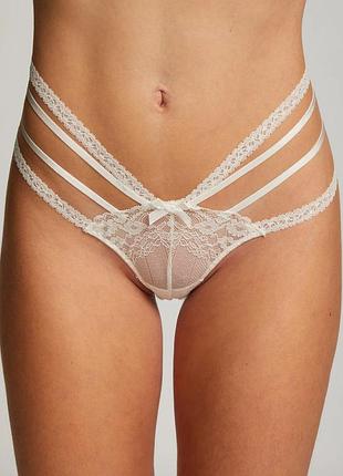 Трусики hunkemoller lorraine ulv string xl молочний/snow white