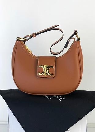Celine medium ava triomphe bag in smooth calfskin tan (коричнева)