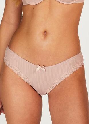 Трусики hunkemoller lola brasilian r xl пудровий/pale mauve