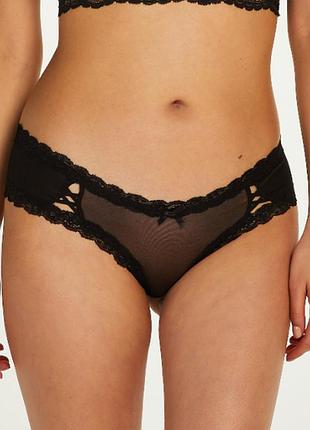 Трусики hunkemoller kyla v-shaped brazilian 2xs черный/caviar