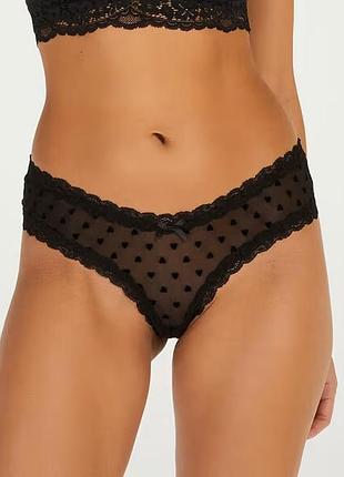 Трусики hunkemoller v-shape brasilian r heart 2xl черный/caviar 2xl