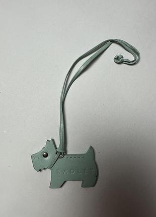 Фірмовий брелок для сумки radley
