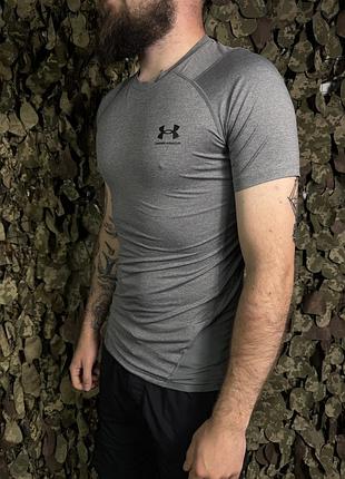Футболка under armour