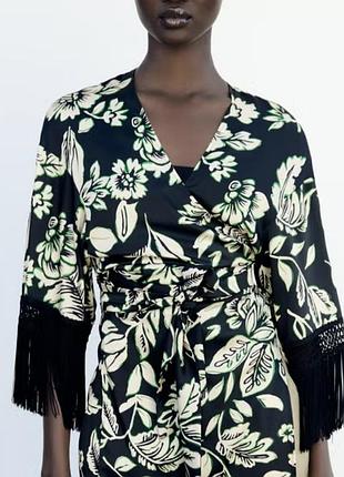 Блуза з ефектом атласу zara