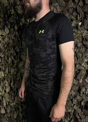 Футболка under armour
