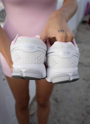 Nike air zoom vomero 5 white pink
