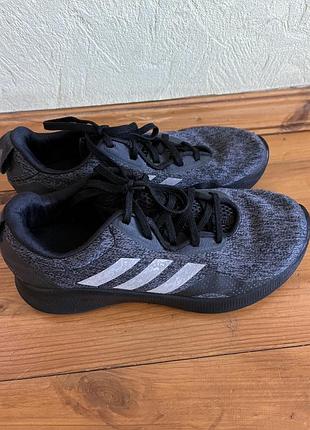Кросівки жіночі adidas
