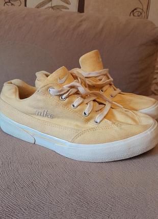 Кросівки nike, 40.5 p.