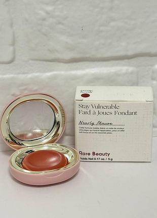 Rare beauty stay vulnerable melting blush – nearly mauve