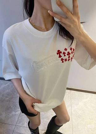 New футболка chrome hearts з червоними вишитими хрестами