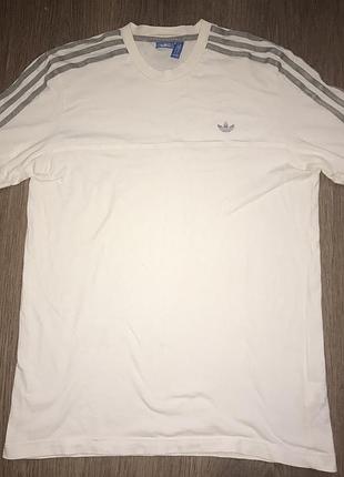 Футболка adidas