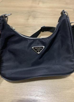 Женская сумка через плечо prada