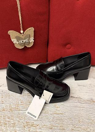 Фирменные туфли bershka 37р.