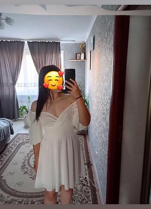 Продам сукню білу