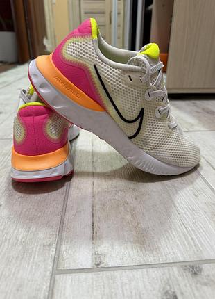 Продам кросівки nike