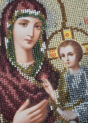 Ікона бісером вишита богородиця