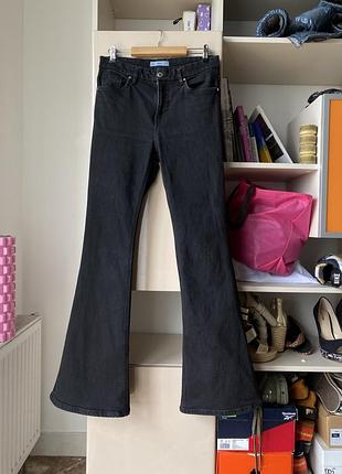 Длинные джинсы bootcut клёш mango