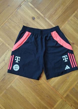 Спортивные шорты adidas футбол