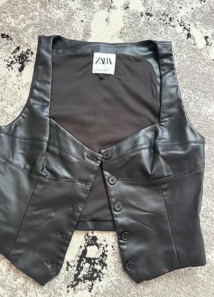 Жилетка zara