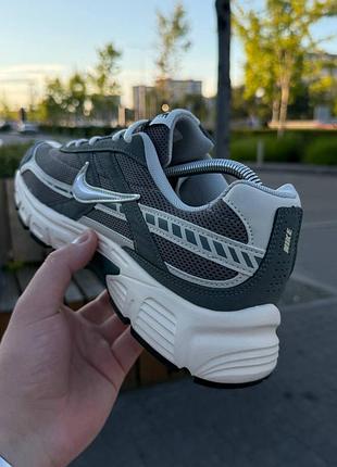 Nike initiator