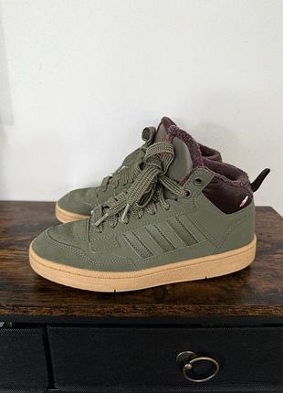Стильні утеплені кросівки adidas originals, розмір 38⅔ (устілка 24 см)