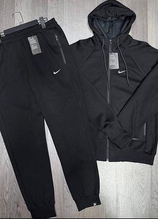 Спортивний костюм nike