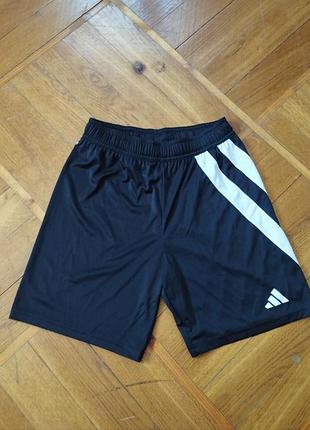 Підліткові шорти adidas