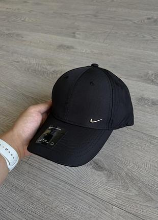 Чоловіча кепка nike