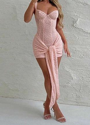 Рожева пудрова мереживна корсетна сукня shein mars the label prettylittlething розмір м