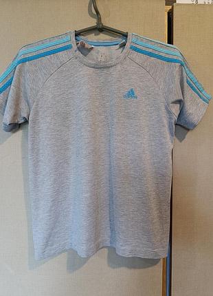 Футболка adidas