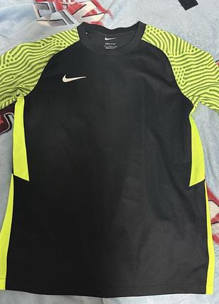 Дитяча футболка  nike dri-fit strike