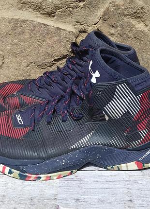 Under armour curry 2.5 кроссовки,28 см.