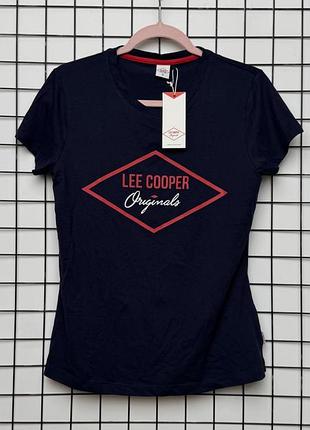 Жіноча футболка lee cooper originals — нова з бірками (преміум сток)