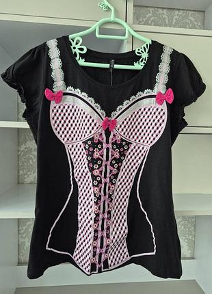 Футболка жіноча з цікавим принтом