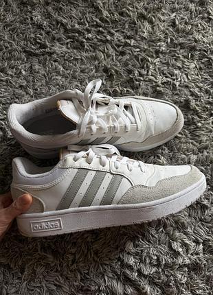 Кросівки adidas