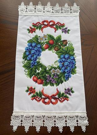 Вишитий рушник бісером яблучний спас