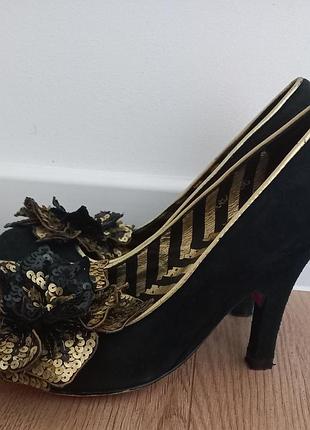 Irregular choice черные замшевые туфли 36 размер стелька-23