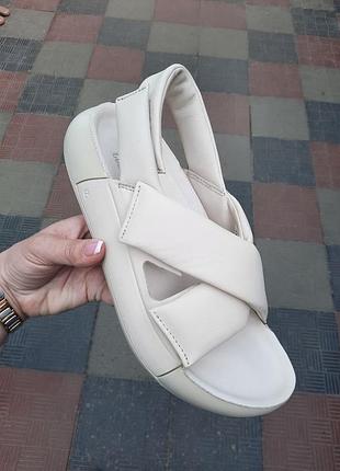 Сандалии ecco cozmo pf w модель 20665361510
