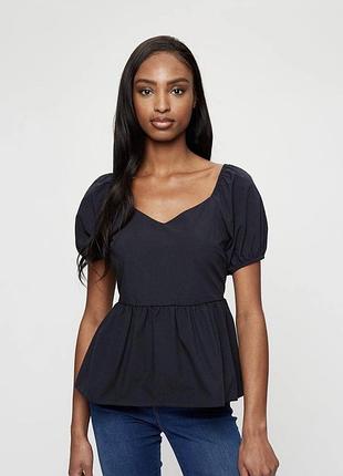 Чорний топ з баскою dorothy perkins