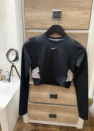 Кофта від бренду nike
