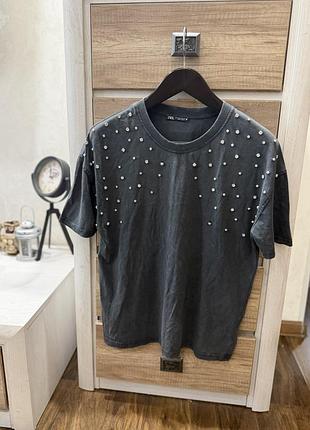 Футболка від бренду zara