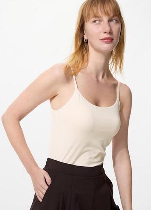 Uniqlo airism майка з бра. розмір м